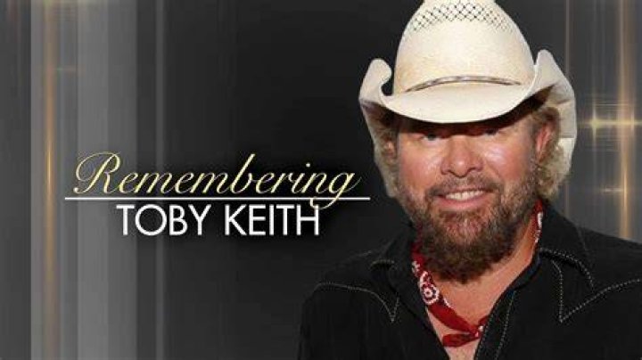 Toby Keith is survived by his wife, Tricia Lucas, and their three children, daughters Shelley Covel Rowland, fellow singer Krystal Keith and son, Stelen. The singer also had four grandchildren. He is pictured with his family